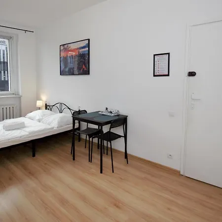 Roomspoznan Pl - Krolowej Jadwigi 44 - 24h Self Check-in Poznań