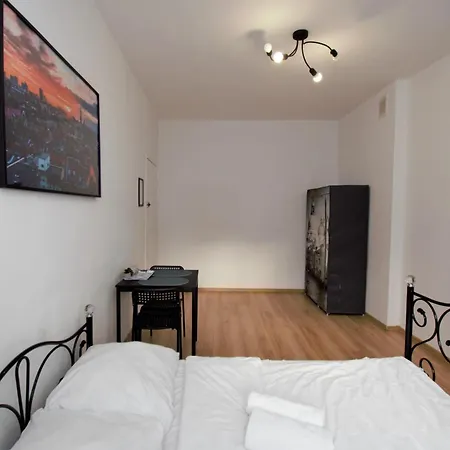 Roomspoznan Pl - Krolowej Jadwigi 44 - 24h Self Check-in Apartamento *