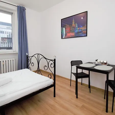 Apartman Roomspoznan Pl - Krolowej Jadwigi 44 - 24h Self Check-in