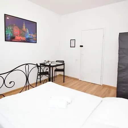 Apartamento Roomspoznan Pl - Krolowej Jadwigi 44 - 24h Self Check-in *